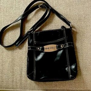 Nine West medium shoulder purse black